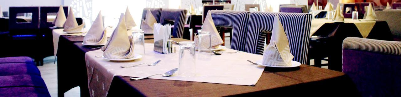 Grace Hotel Karnāl Eksteriør billede
